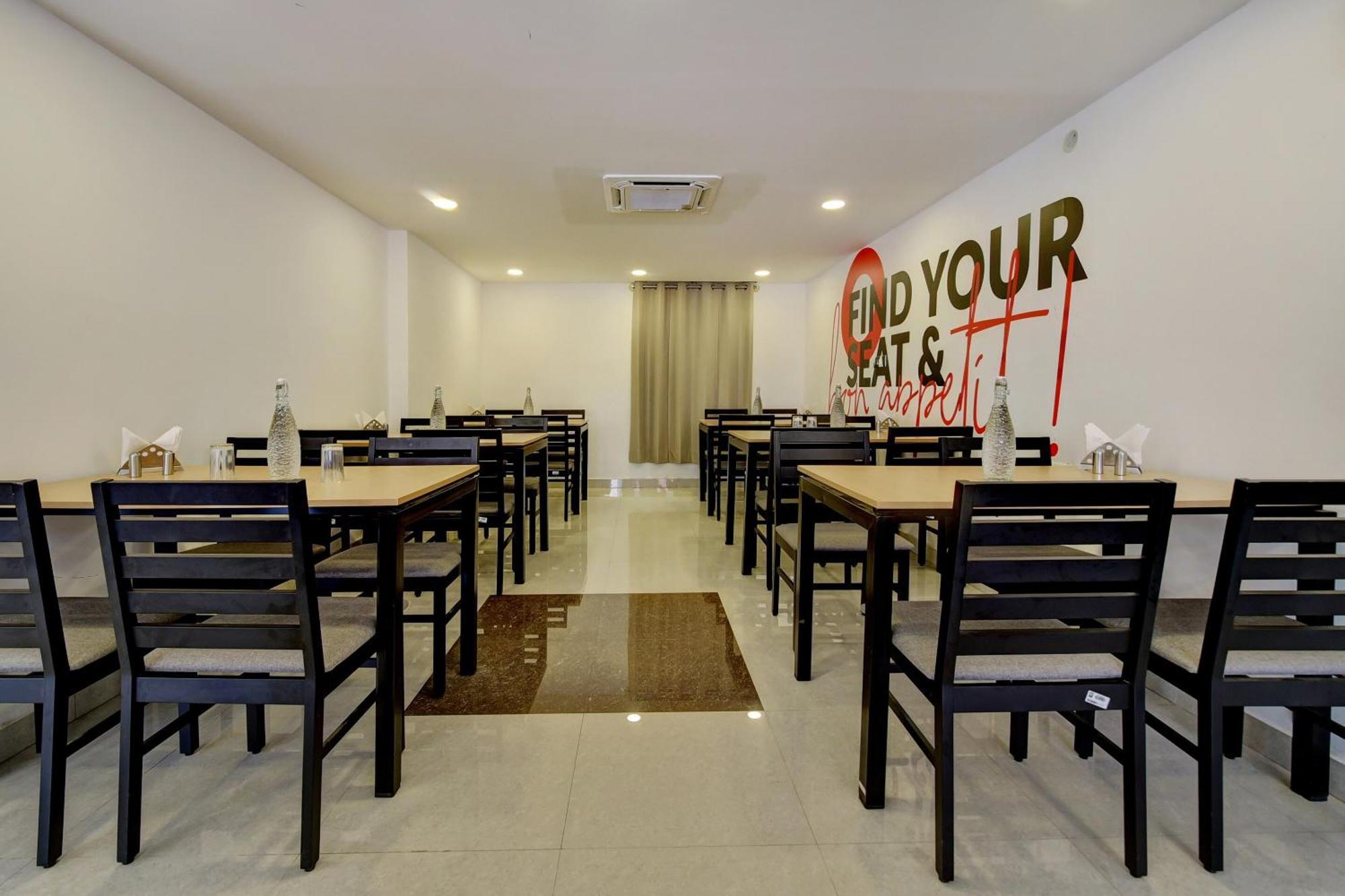Hotel Super Grand Collection O Near Sarjapur Road Near 7D Voyage Bangalore Exterior foto