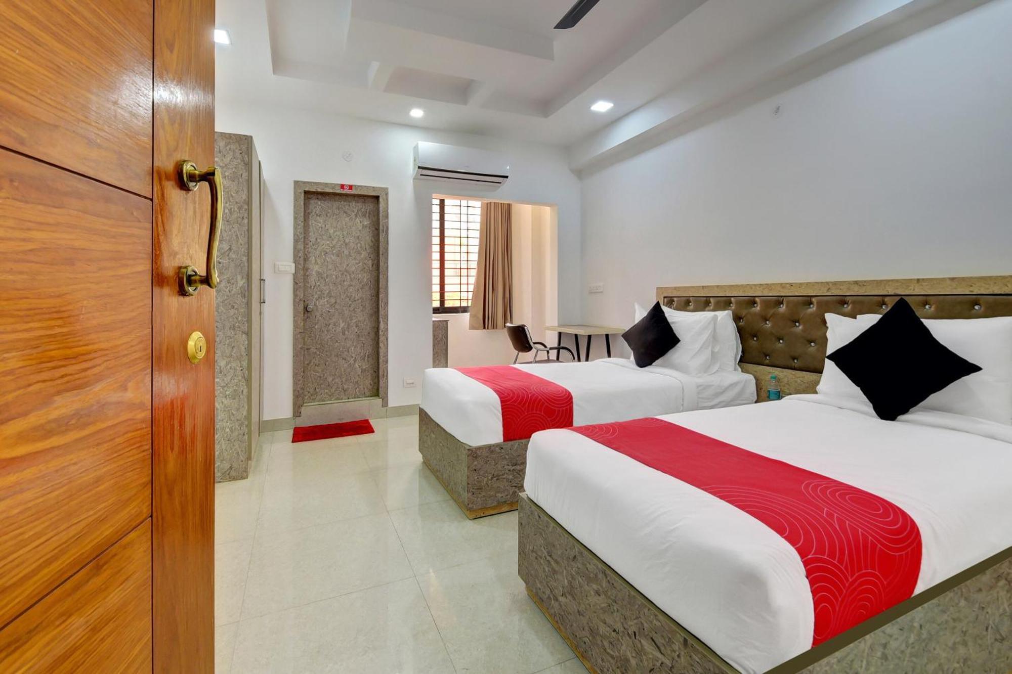 Hotel Super Grand Collection O Near Sarjapur Road Near 7D Voyage Bangalore Exterior foto
